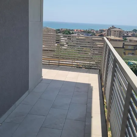 Apartment Toscanini *